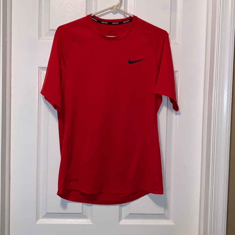 Nike Mens dri fit tshirt